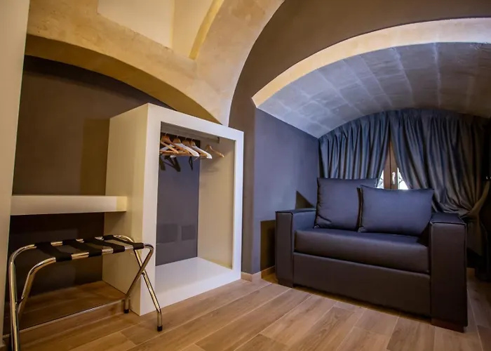 Casa Nera Монтескальозо